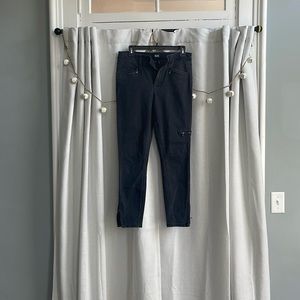 Black zipper jeans